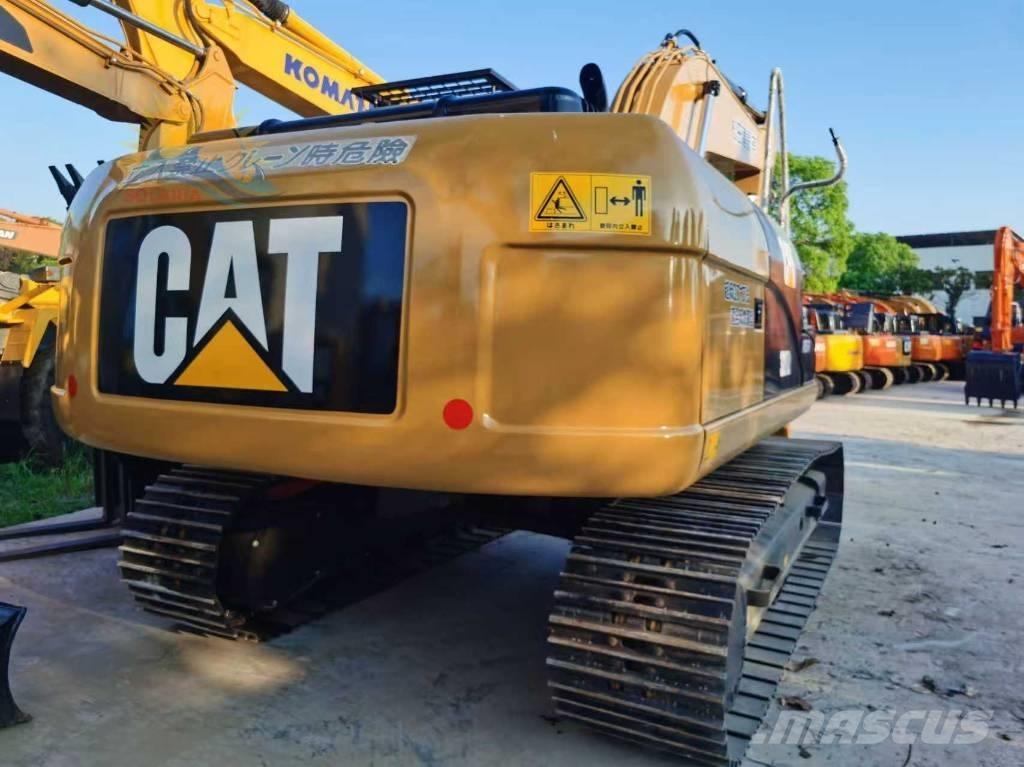 CAT 320d2 Escavatori cingolati
