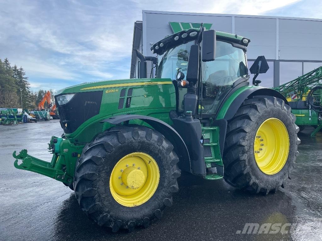 John Deere 6230R Trattori