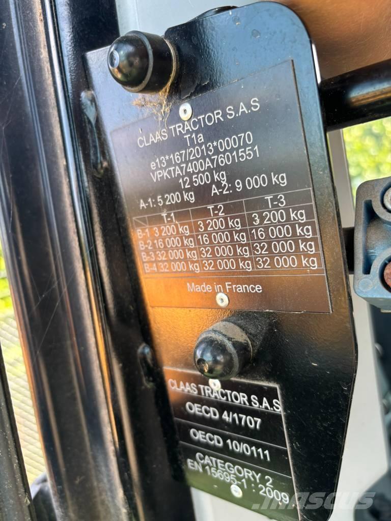 CLAAS Arion 650 CIS Trattori