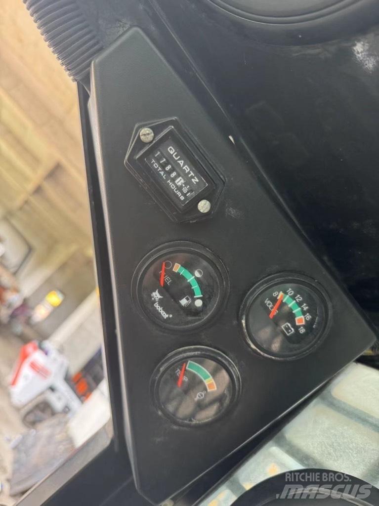 Bobcat S 16 Mini Pale Gommate