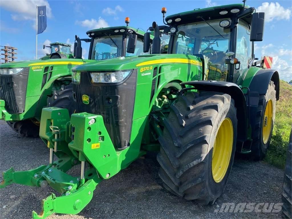 John Deere 8370R Trattori