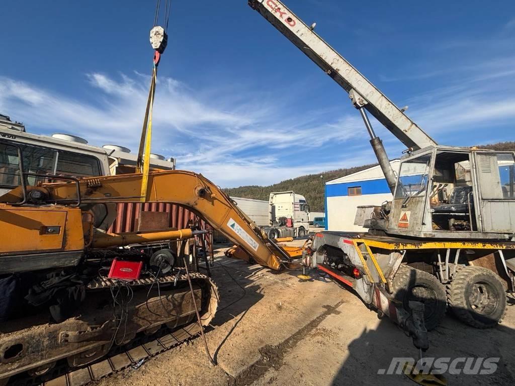 Hyundai Robex 210 LC Escavatori cingolati