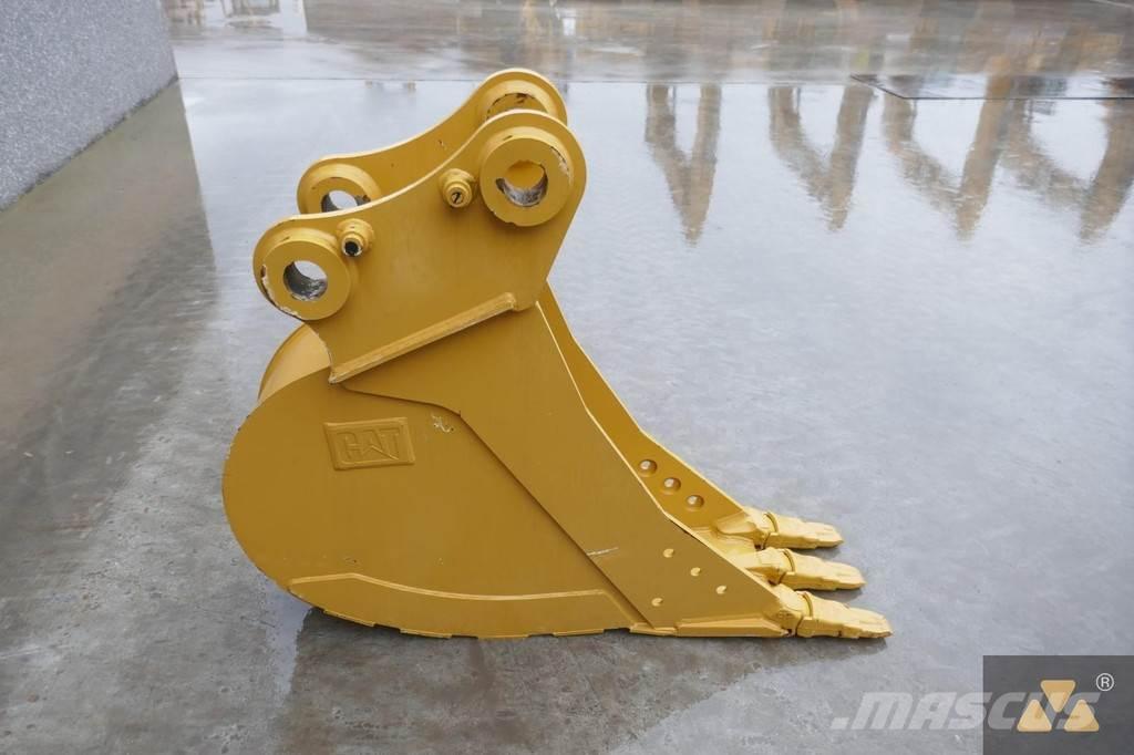 CAT 320 Bucket Benne