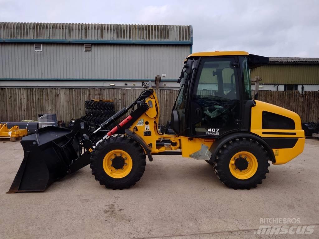 JCB 407 Pale gommate