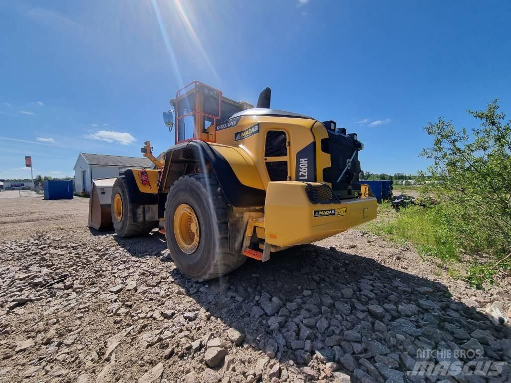 Volvo L 260 H Pale gommate