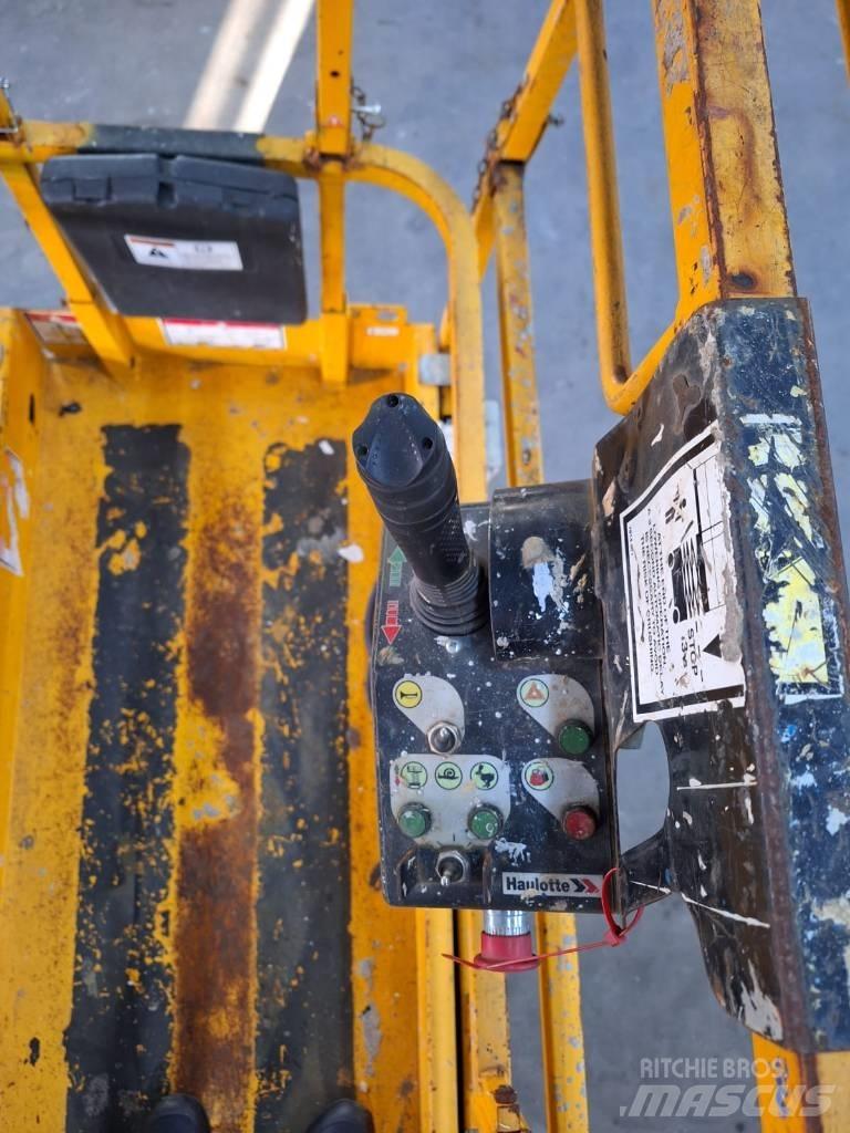 Haulotte Compact 8 Piattaforme a pantografo