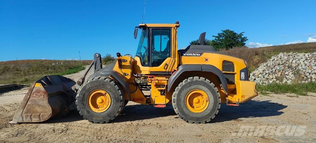 Volvo L 120 H Pale gommate