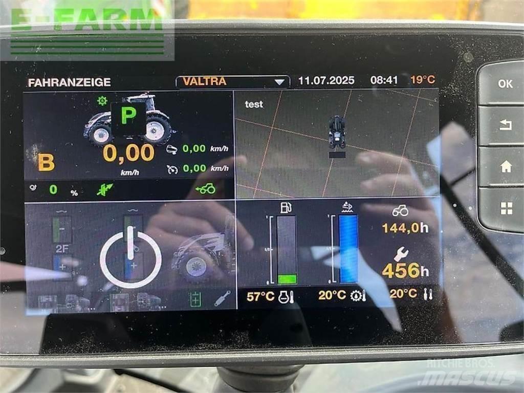 Valtra q245 Trattori