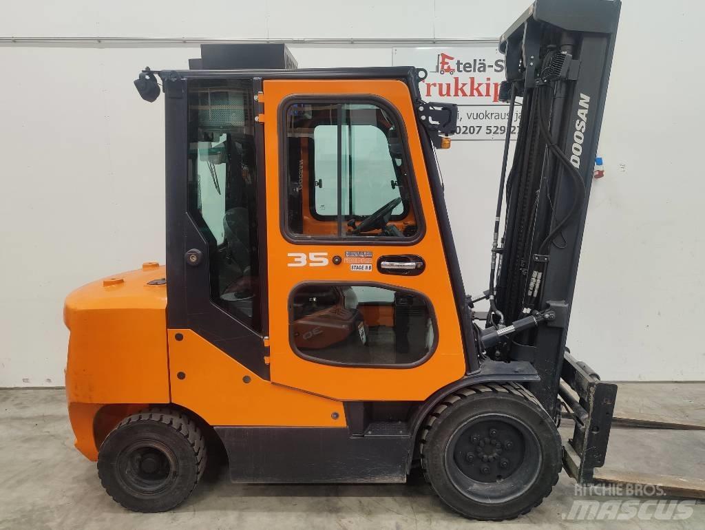 Doosan D 35 C-7 Carrelli elevatori diesel