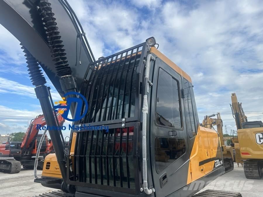 Hyundai R220LC-9S Escavatori cingolati