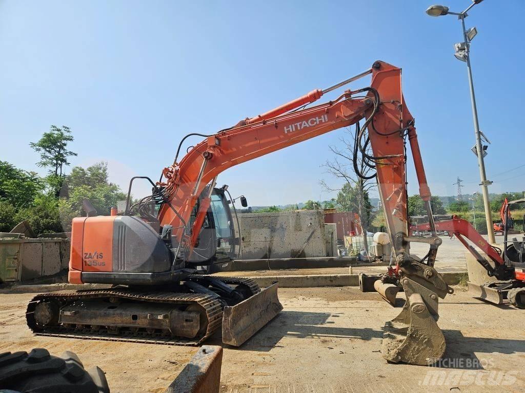Hitachi ZX 135 US Escavatori cingolati
