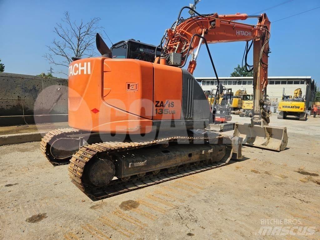 Hitachi ZX 135 US Escavatori cingolati