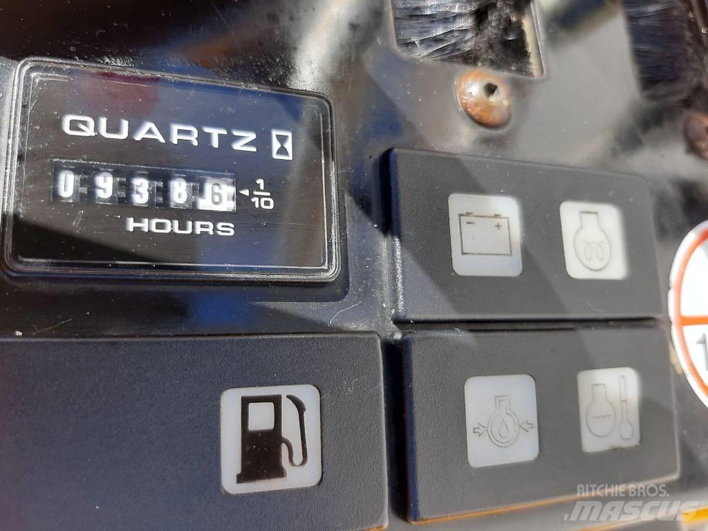 JCB 8008 CTS Miniescavatori