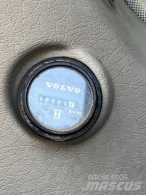 Volvo EC 220 DL Escavatori cingolati