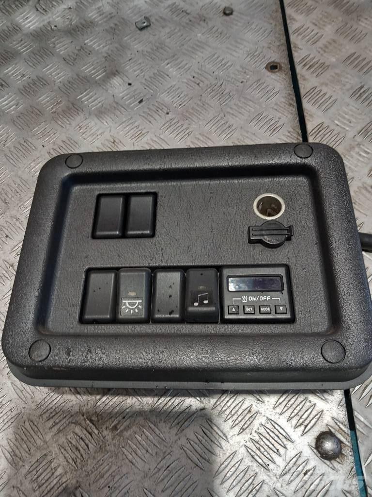 Volvo FH 12    20576730 Cabine e interni