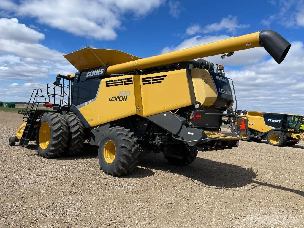 CLAAS 670 Mietitrebbiatrici