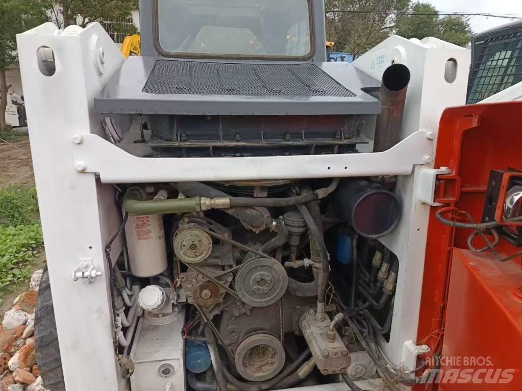 Bobcat S 590 Mini Pale Gommate