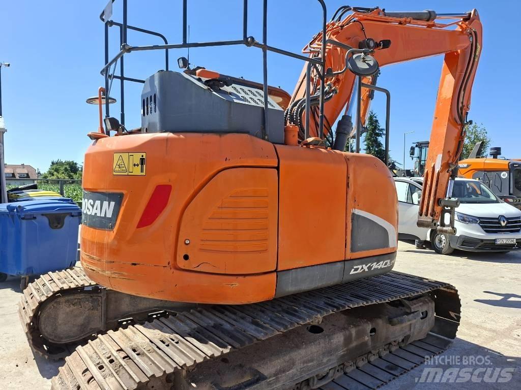 Doosan DX 140 LCR Escavatori cingolati