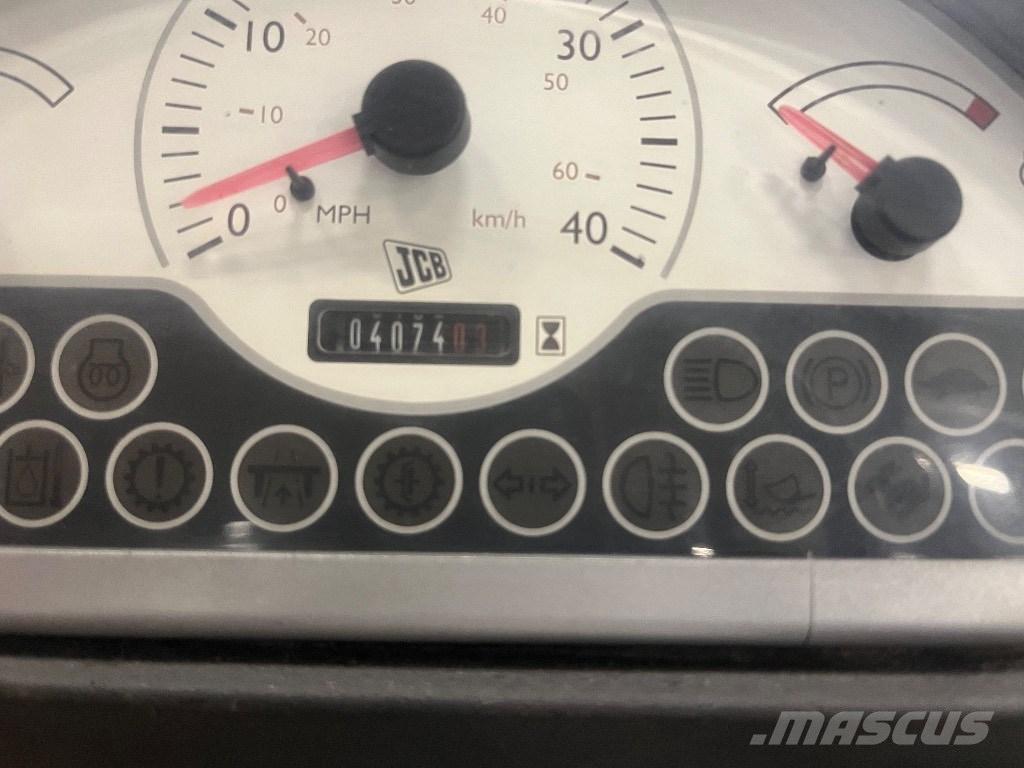 JCB 409 Pale gommate