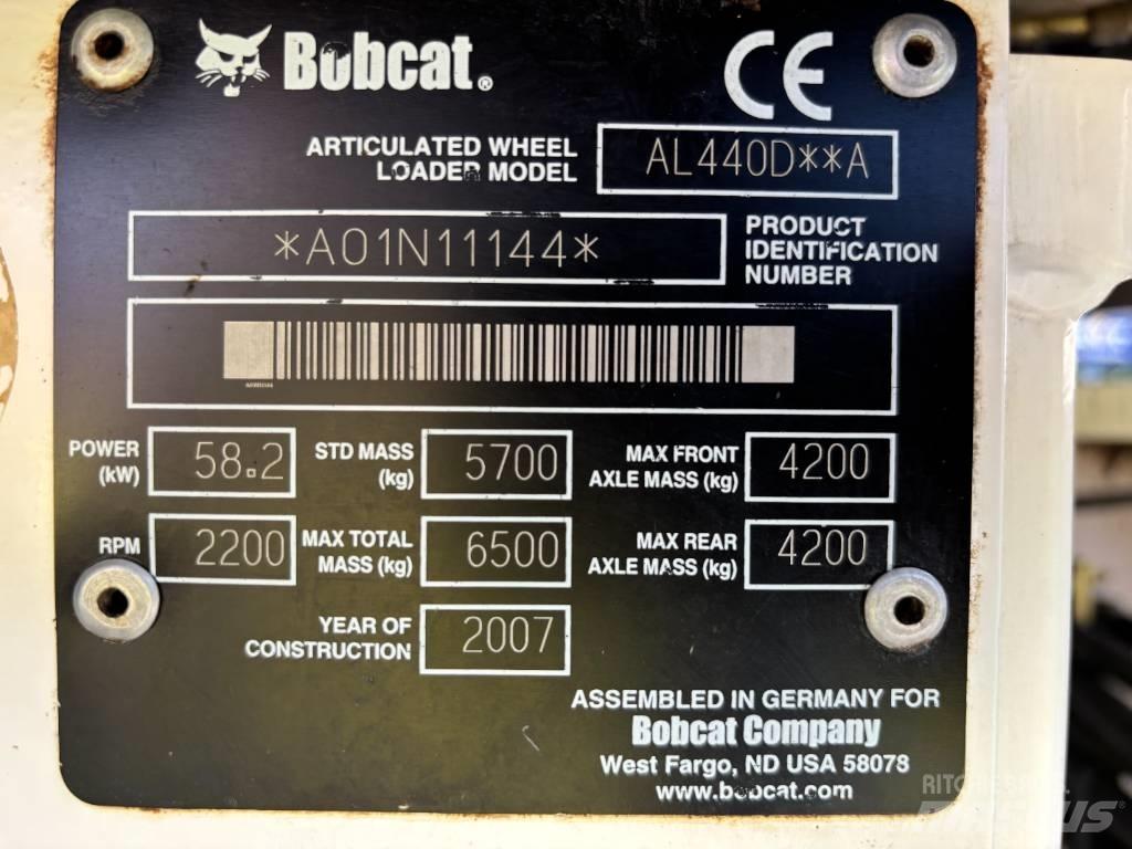 Bobcat AL 440 D Pale gommate