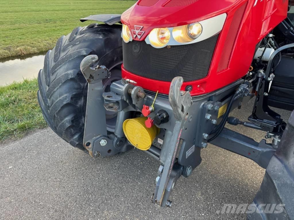 Massey Ferguson 5609 Trattori