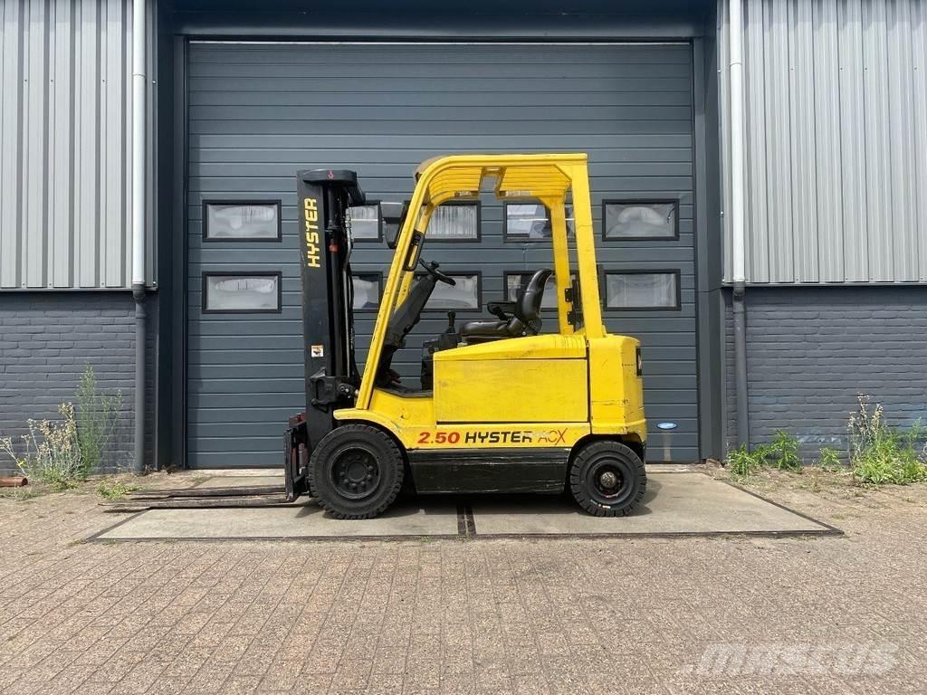 Hyster J2.50XM Carrelli elevatori elettrici