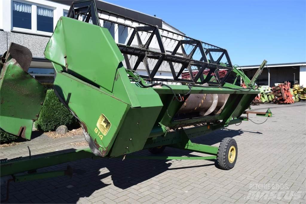 John Deere 1177 Mietitrebbiatrici
