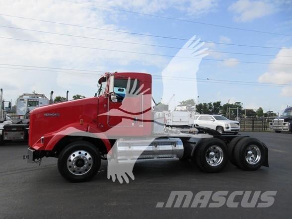 Kenworth T800 Motrici e Trattori Stradali