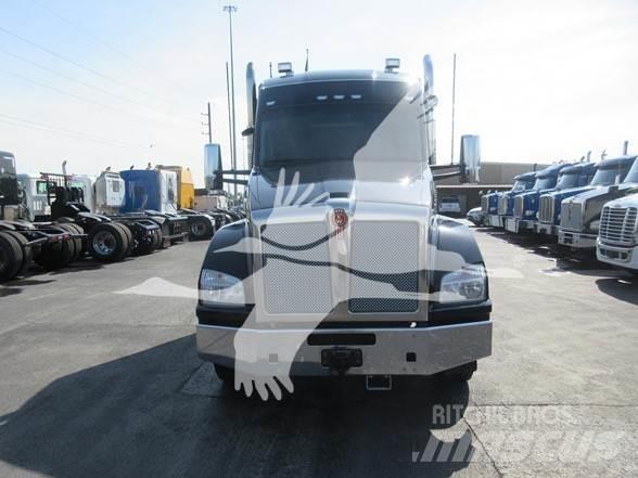 Kenworth T880 Motrici e Trattori Stradali