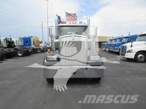 Kenworth W900 Motrici e Trattori Stradali