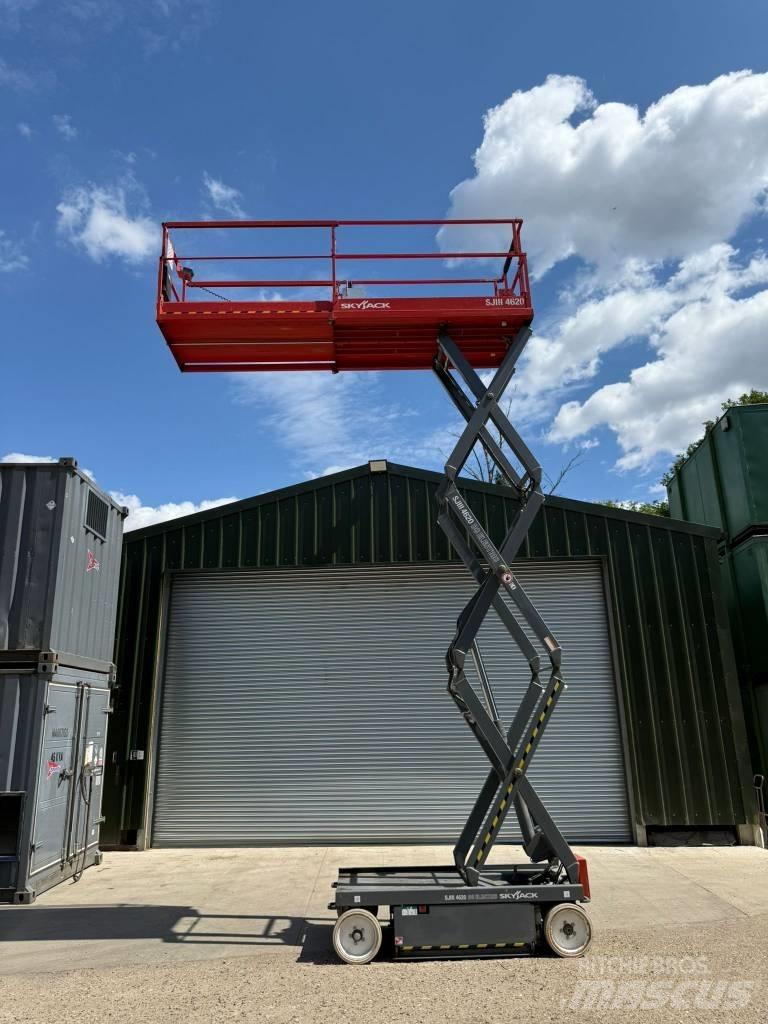 SkyJack SJ 4620 Piattaforme a pantografo