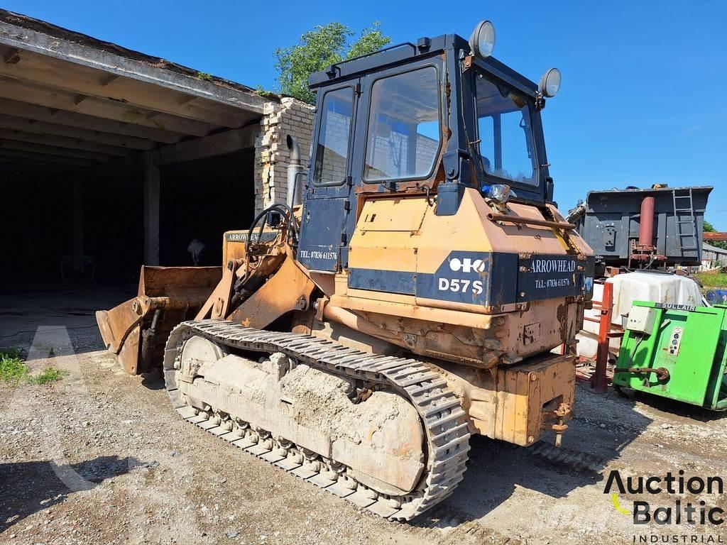 Komatsu D57S-1 Pale cingolate
