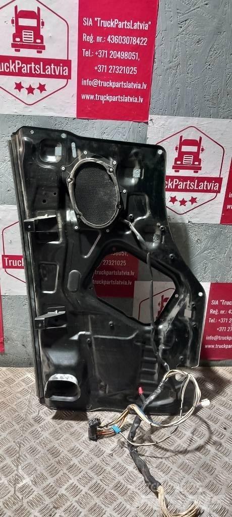 Scania R 440   1534512 Cabine e interni