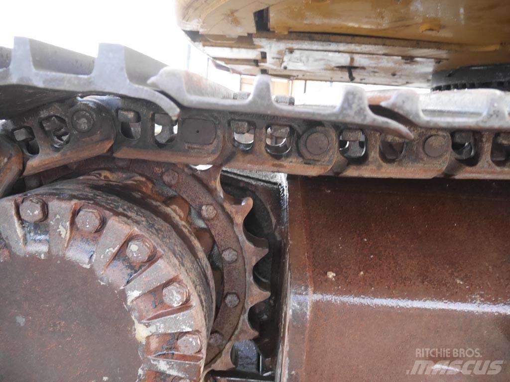CAT 320D LRR Escavatori gommati
