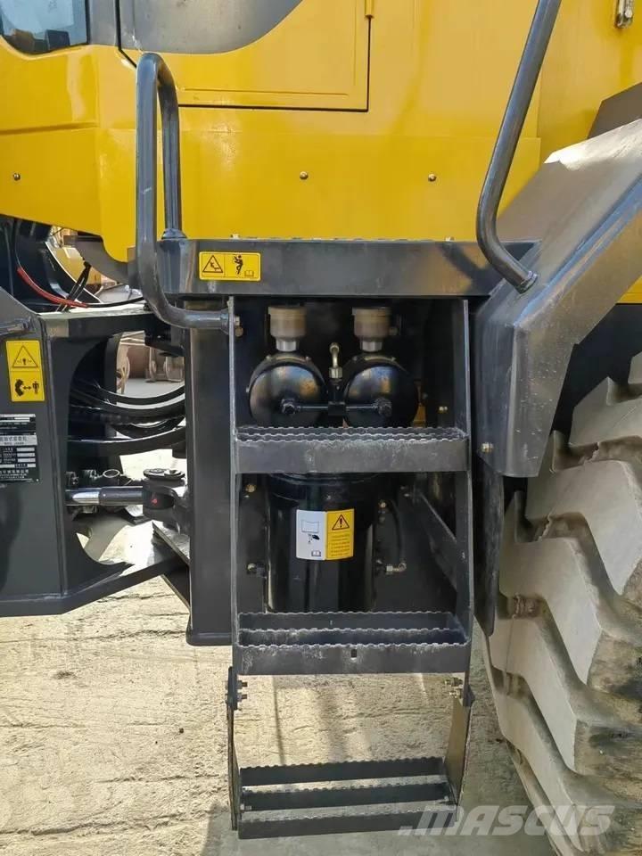 SDLG LG 956 L Pale gommate