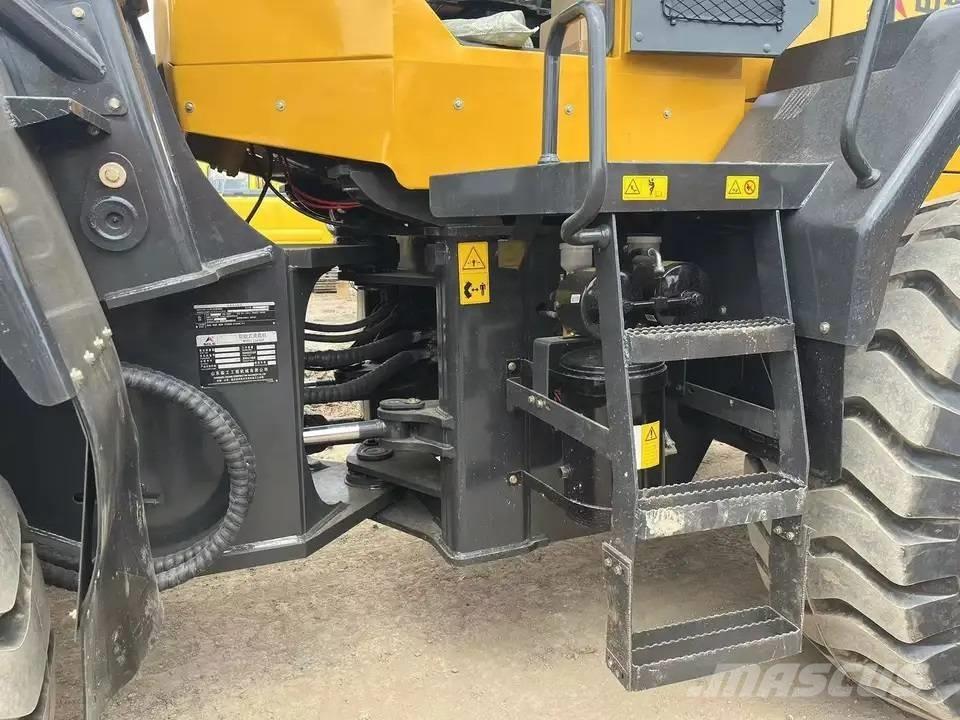 SDLG LG 956 L Pale gommate
