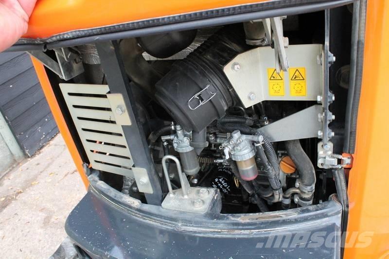 Hitachi ZX 26 U Miniescavatori