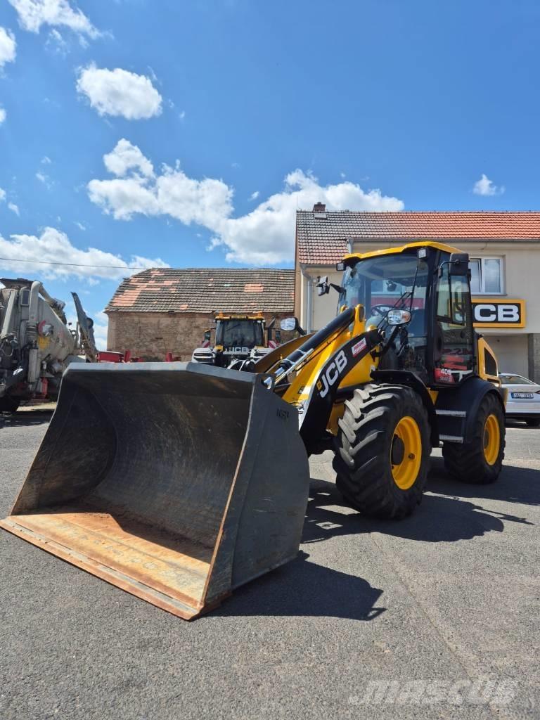 JCB 409 Agri Sollevatori telescopici per agricoltura