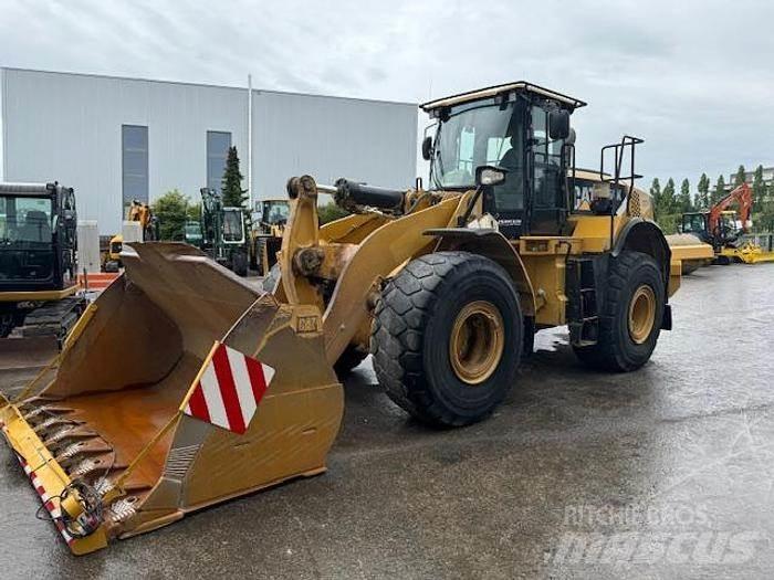CAT 966K Pale gommate