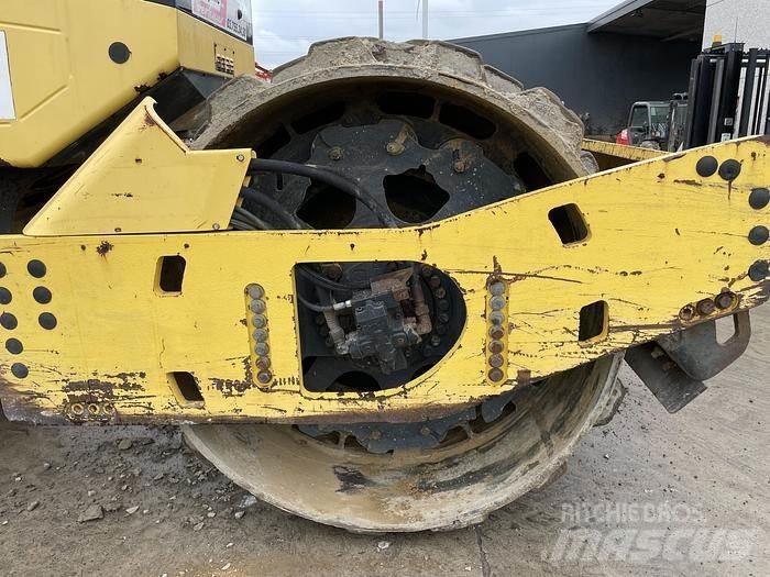 Bomag BW213DH-4 Rulli monotamburo