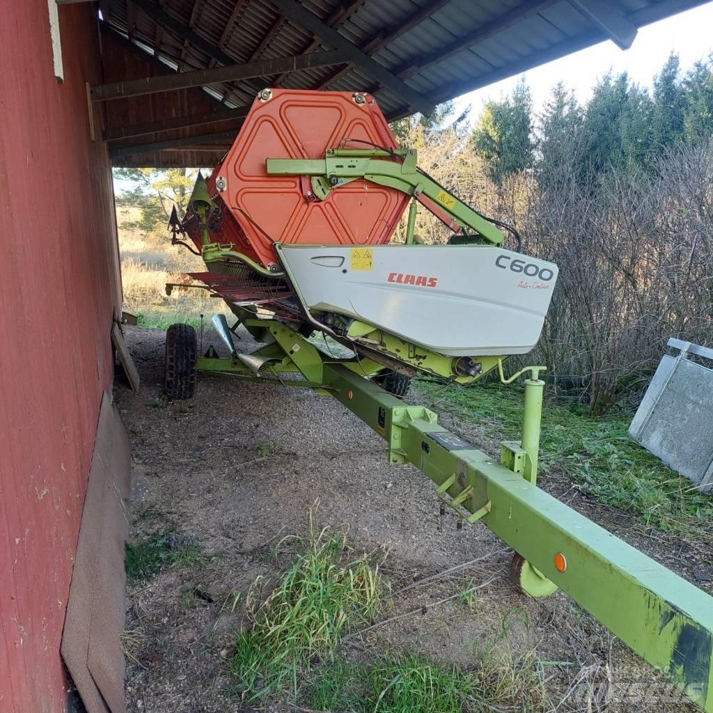 CLAAS Tucano 440 Mietitrebbiatrici
