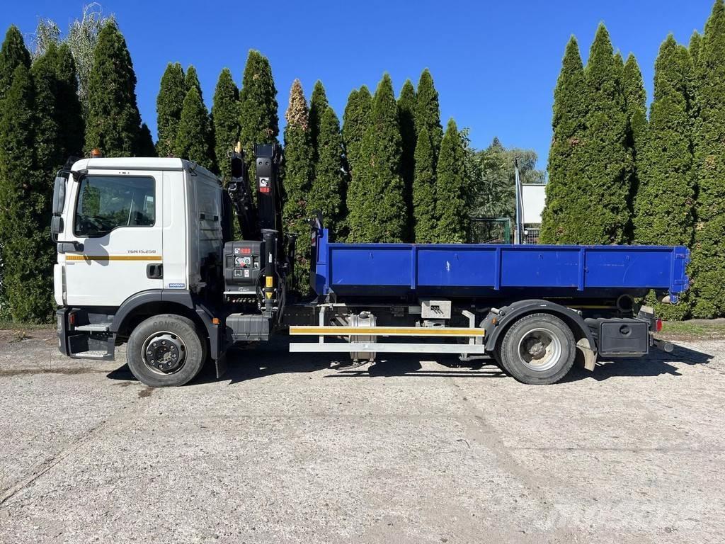 MAN TGM 15.250 Camion con gancio di sollevamento