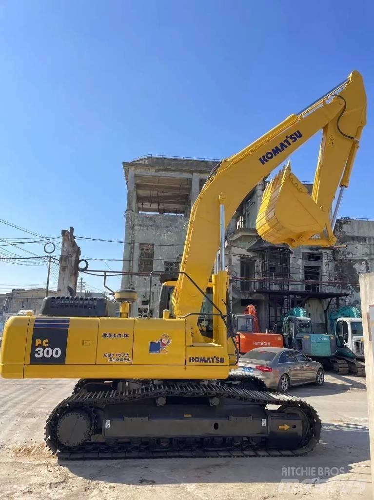 Komatsu PC 300 LC-7 Escavatori cingolati