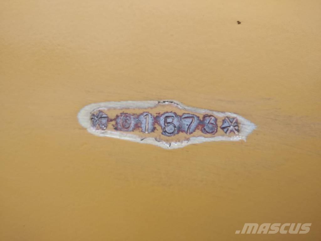 CAT 950 G Pale gommate