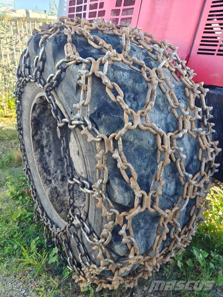 Valmet 911.4 Abbattitrici, Disboscatrici