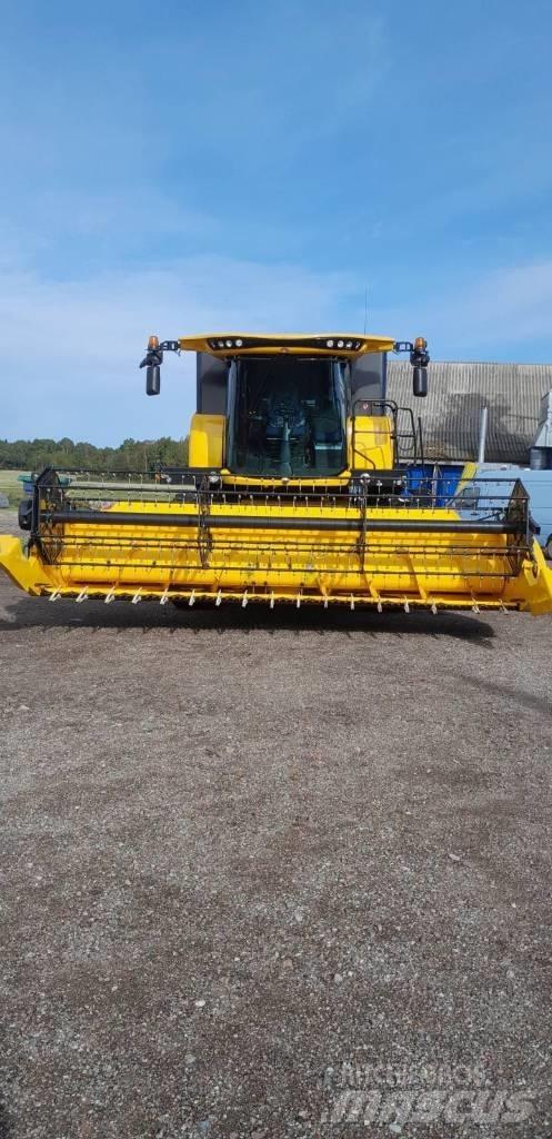 New Holland CX 5.80 Mietitrebbiatrici