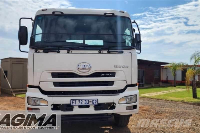 UD Quon 450 Camion altro