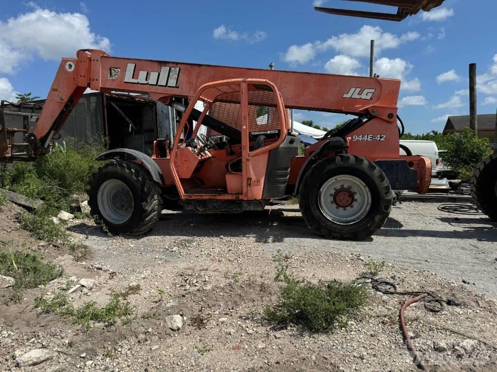 JLG 944 E-42 Sollevatori telescopici