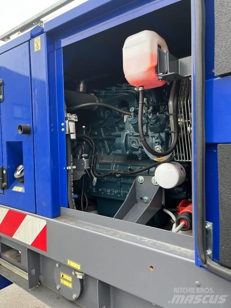 Potain M21-4WDS Gru automontanti