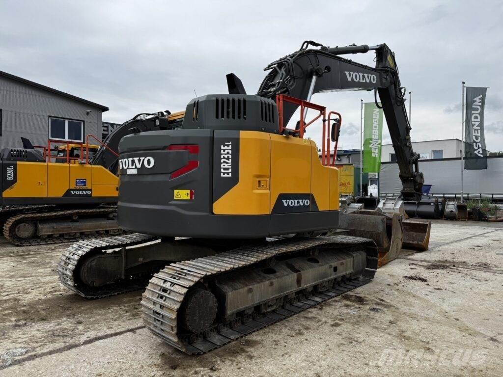 Volvo ECR235EL Escavatori cingolati